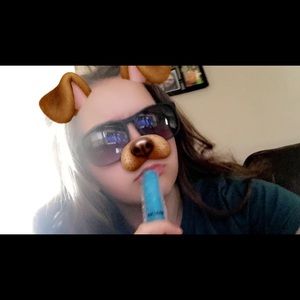 Meet your Posher, Justine